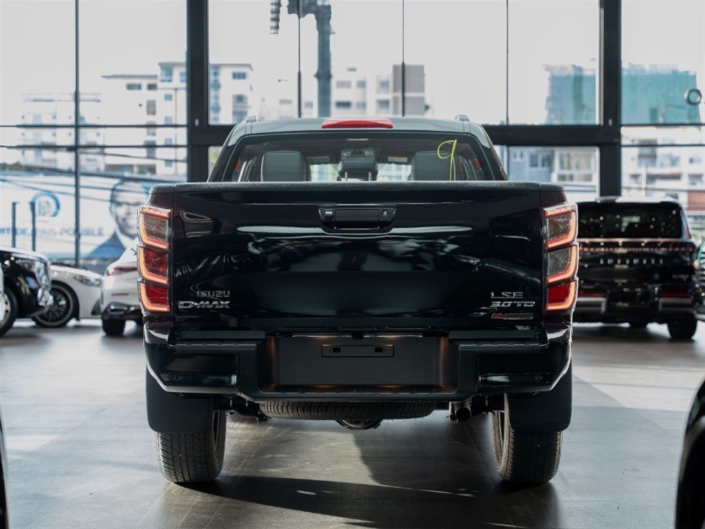 Isuzu DMAX LSE — foto 10