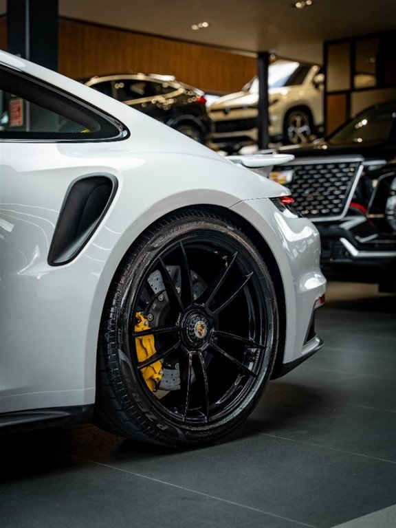 Porsche 911 Turbo S — foto 8