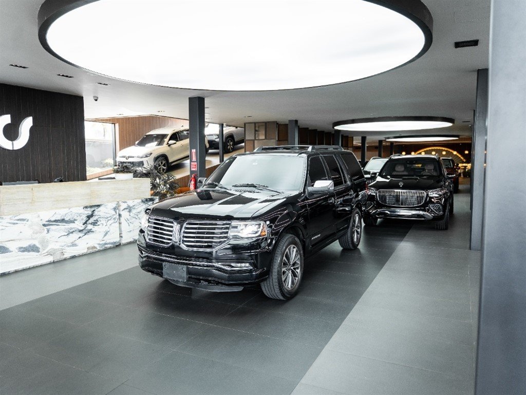 Lincoln Navigator — foto 6