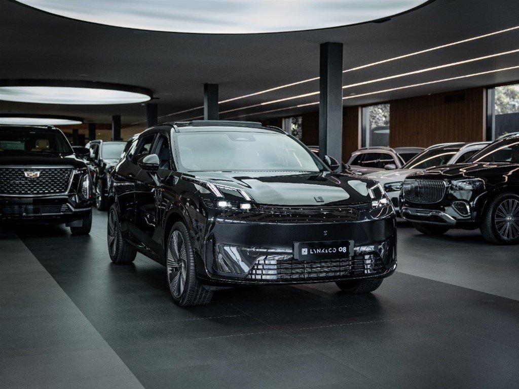 Lynk CO 08 PHEV — foto 3