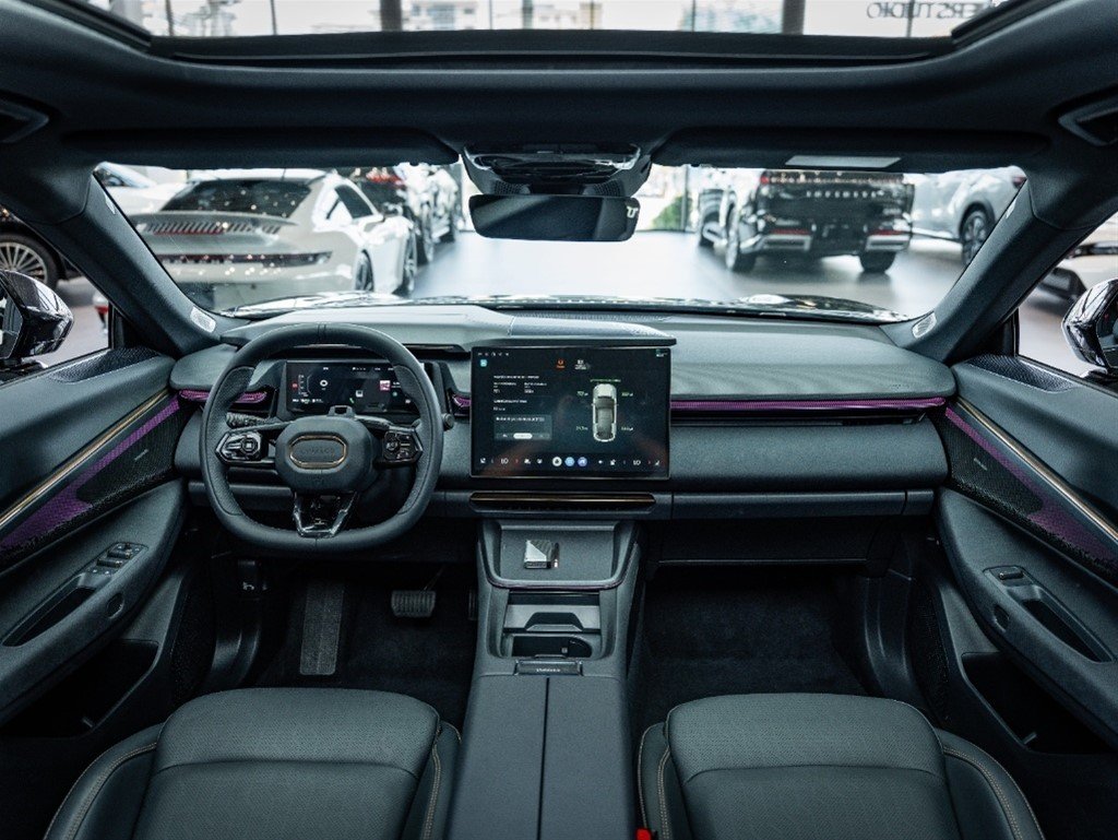 Lynk CO 08 PHEV — foto 7