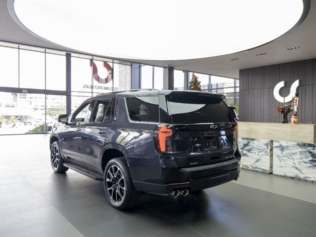 Chevrolet Tahoe RST — foto 6