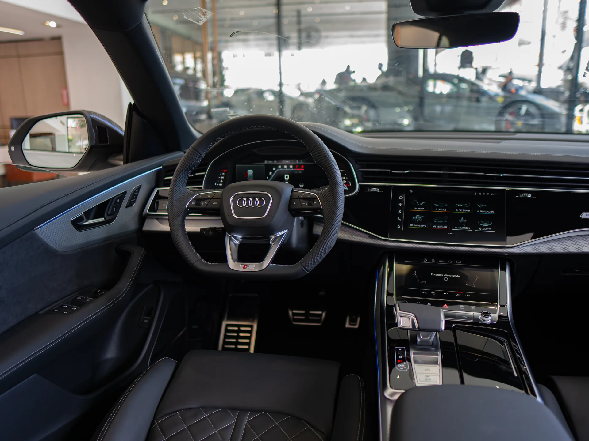 Audi Q8 2025