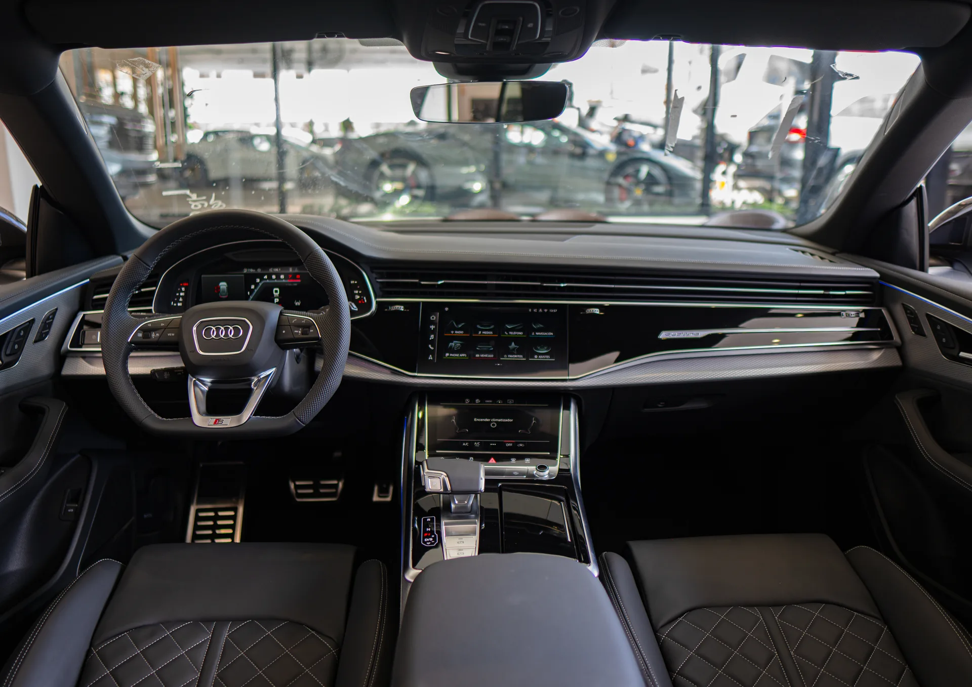 Audi Q8 2025