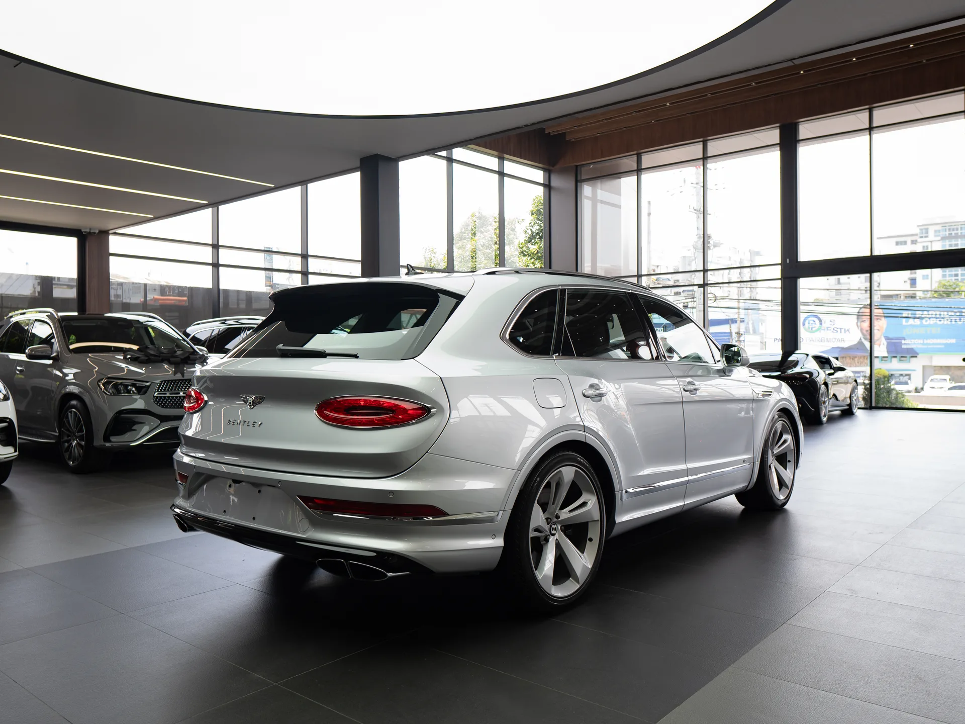 Bentley Bentayga 2021