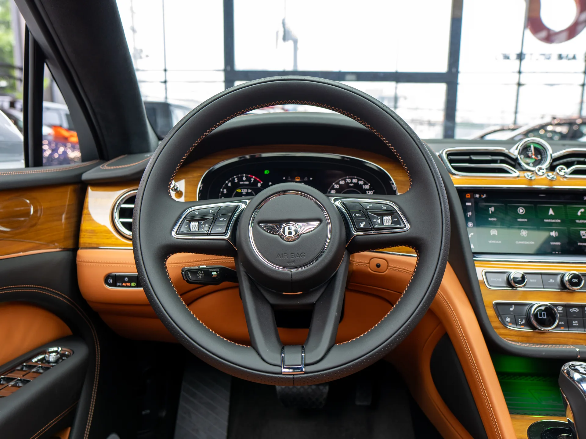 Bentley Bentayga 2024
