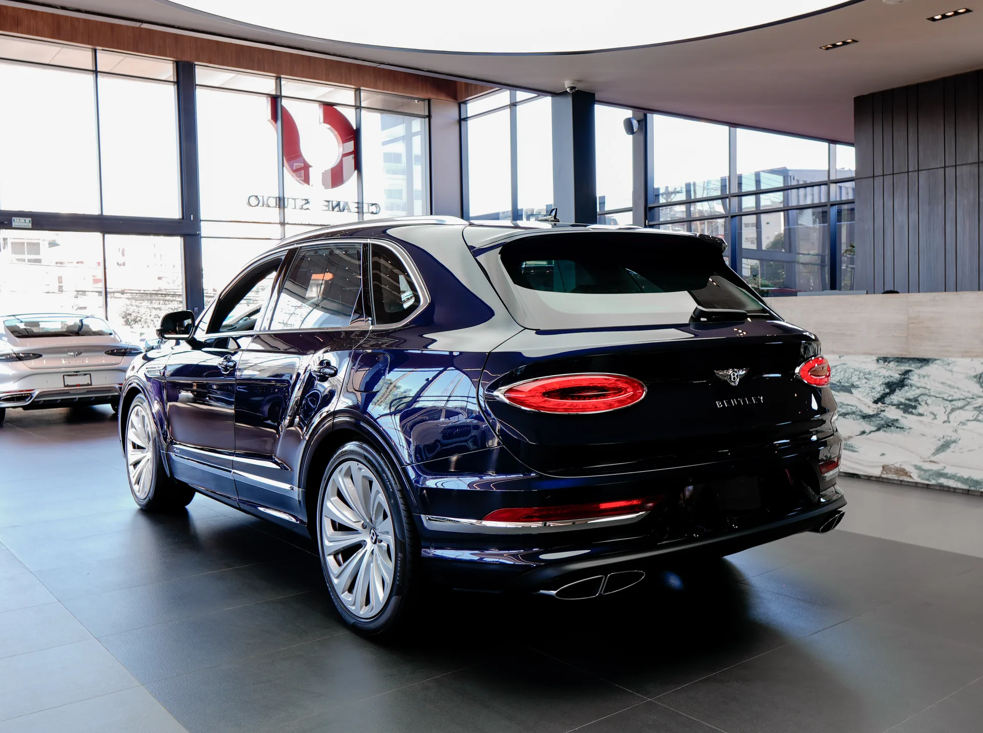 Bentley Bentayga 2025