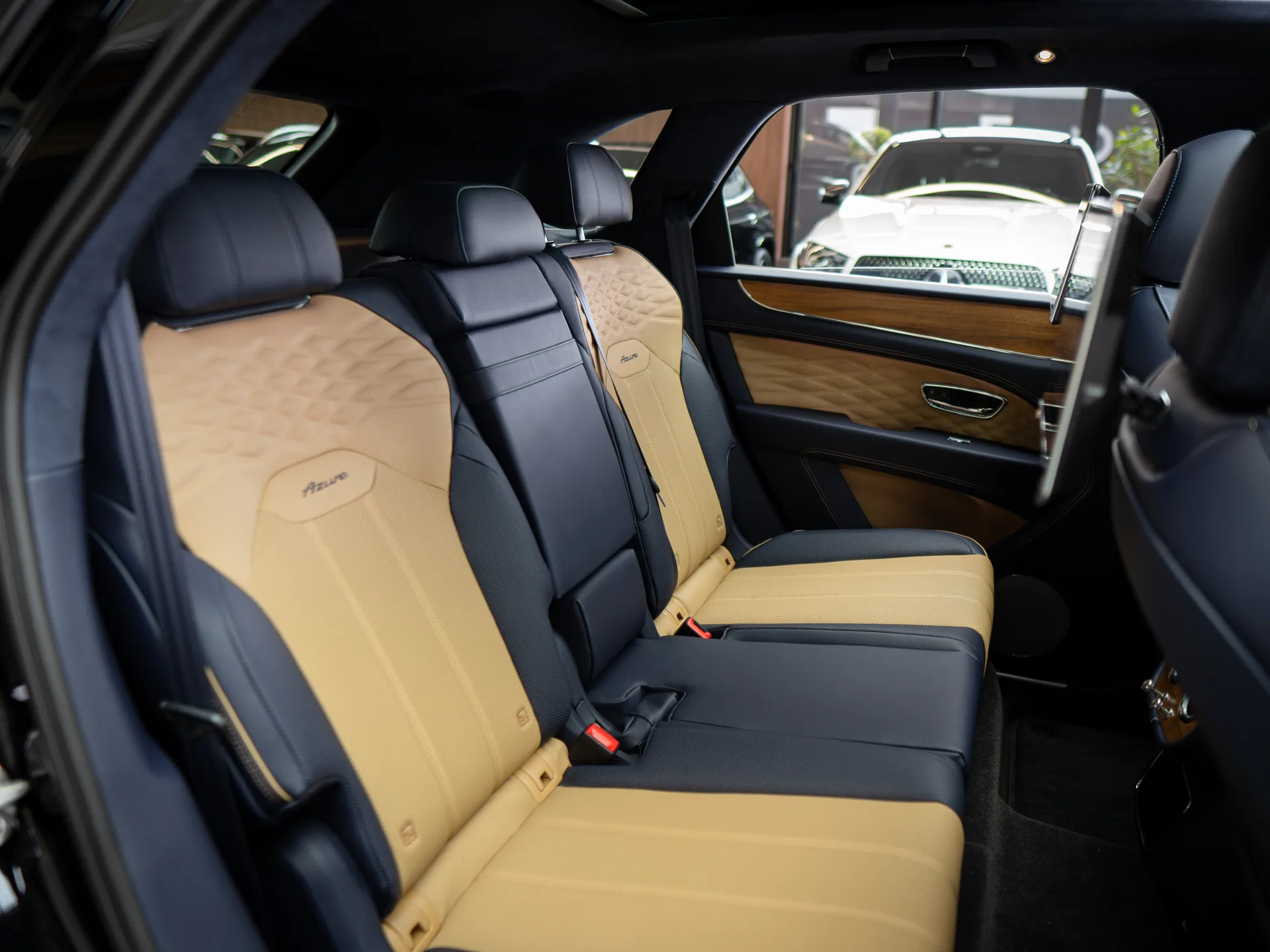 Bentley Bentayga 2025