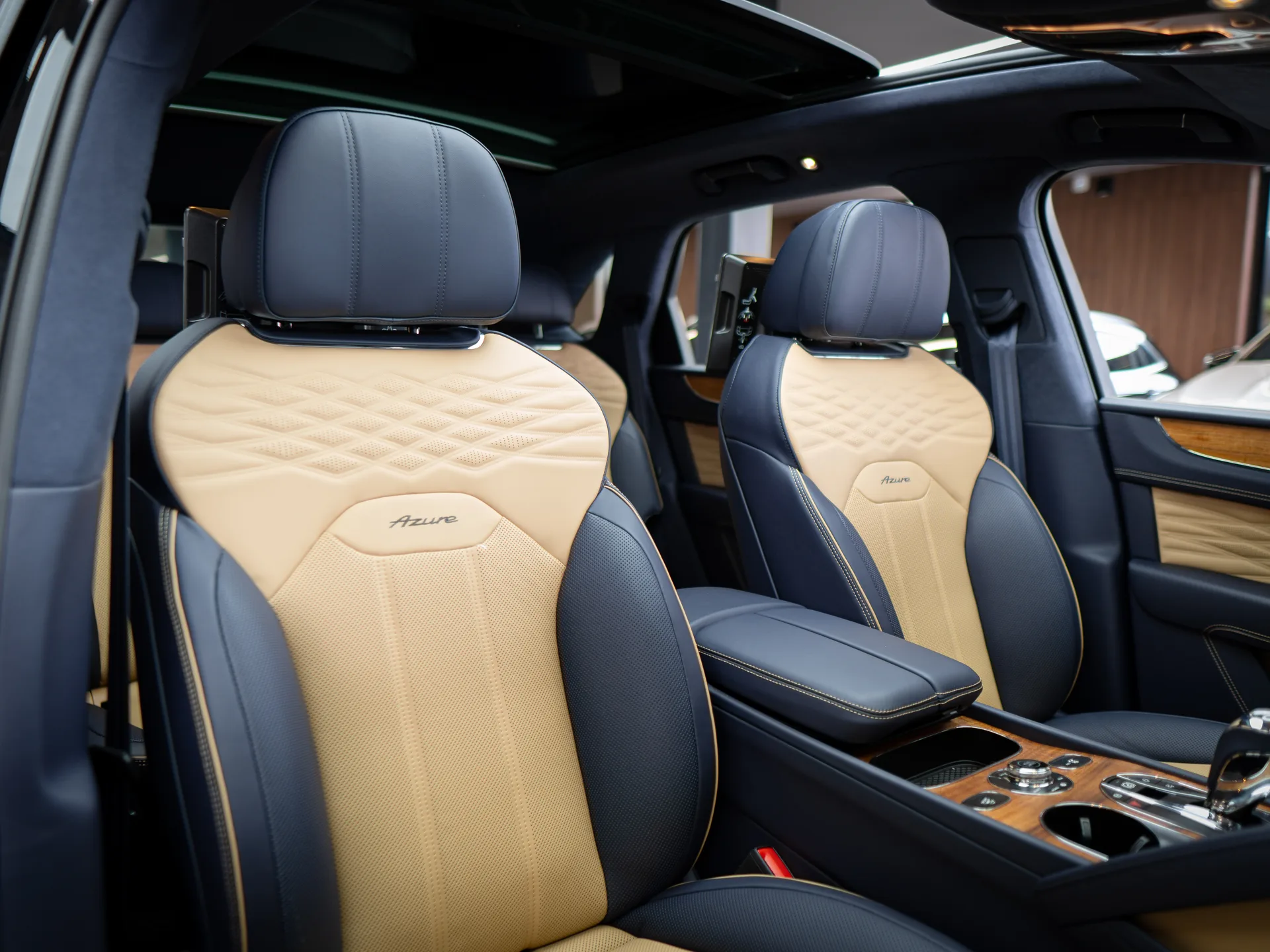 Bentley Bentayga 2025