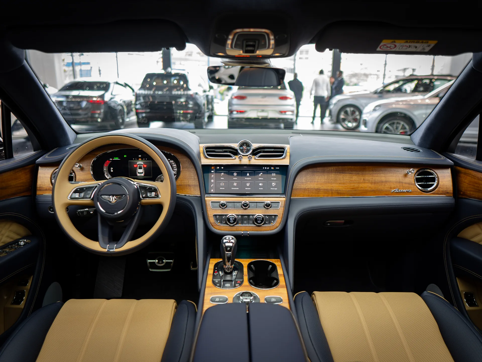 Bentley Bentayga 2025