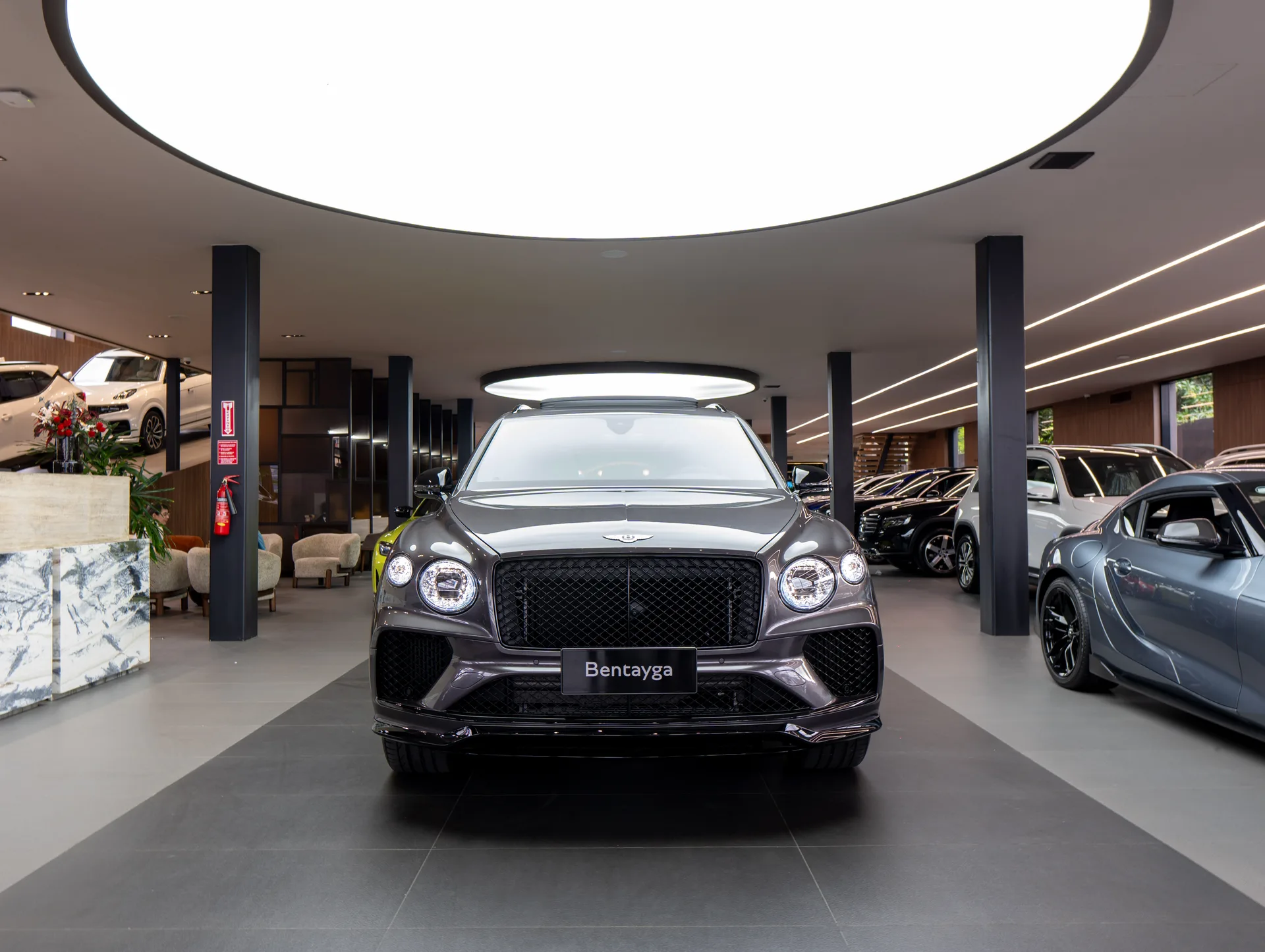 Bentley Bentayga 2023