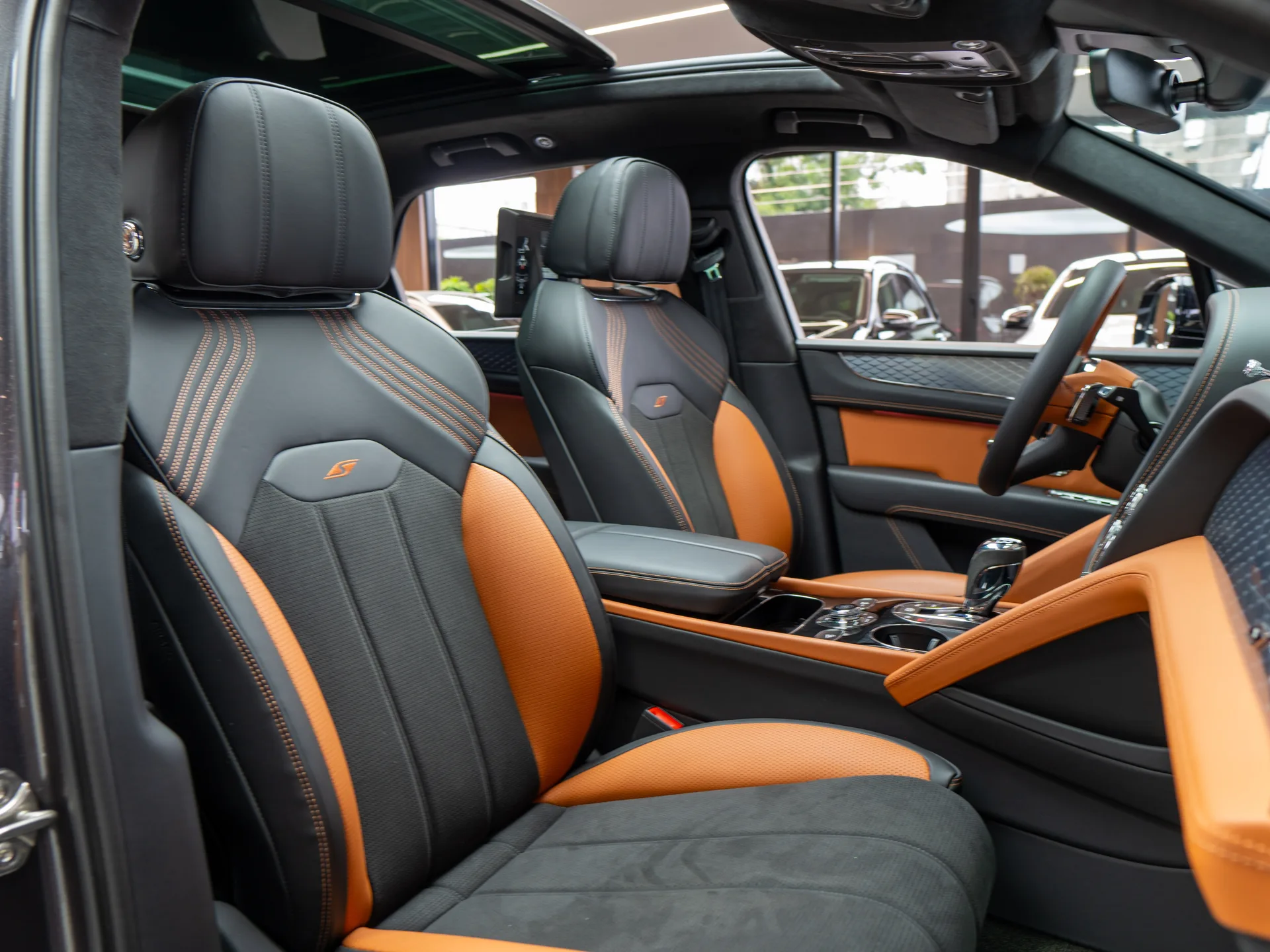 Bentley Bentayga 2023