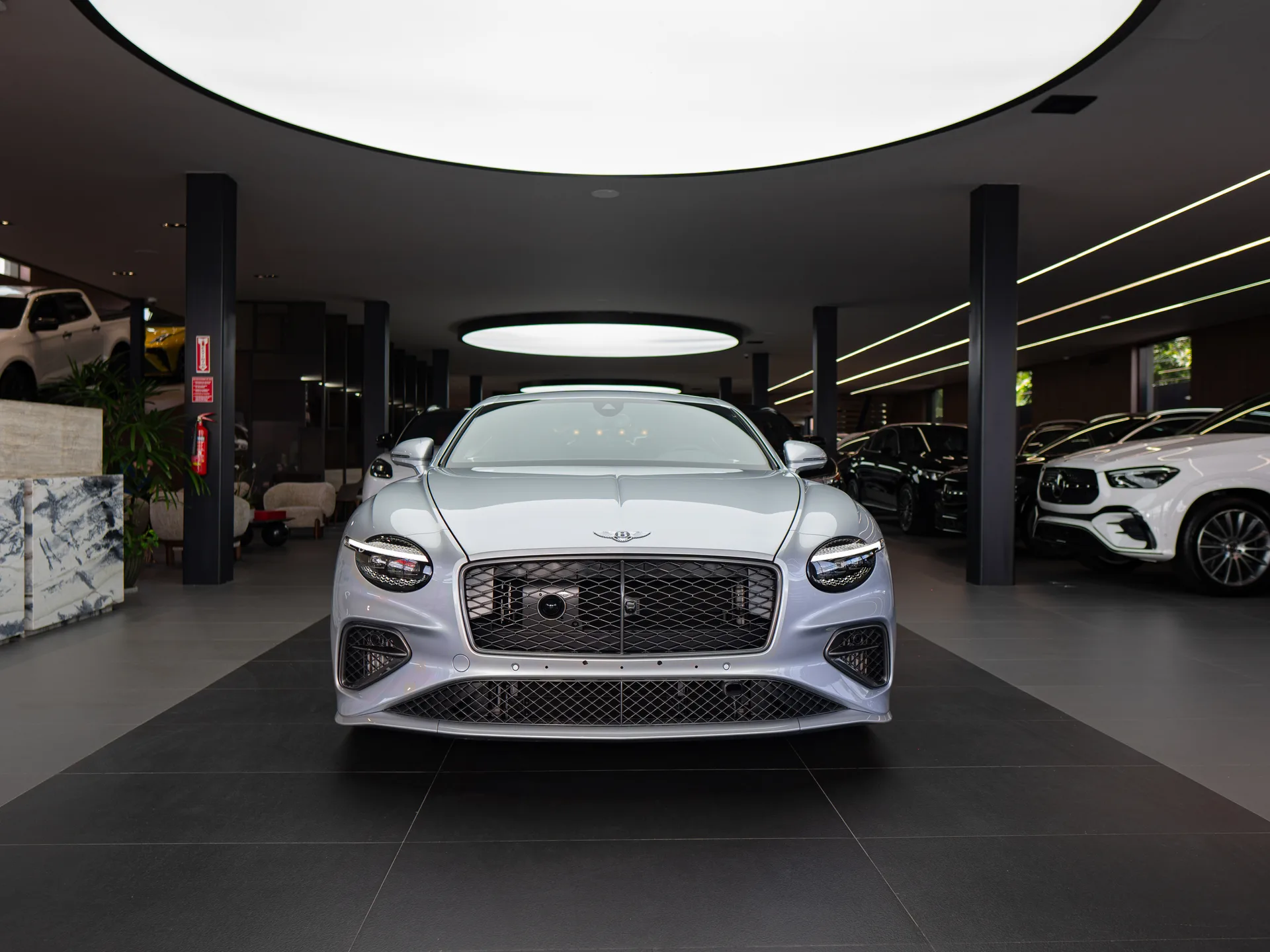 Bentley Continental 2025