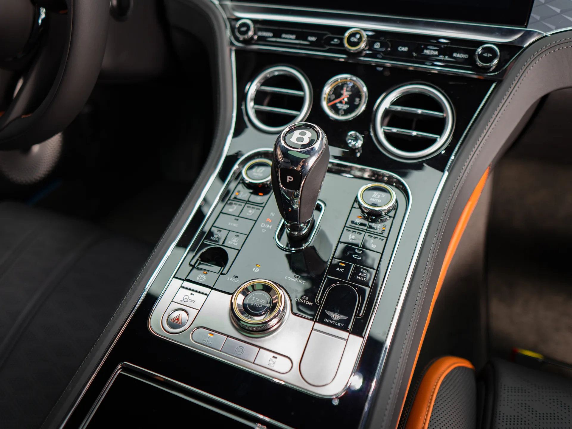 Bentley Continental 2025