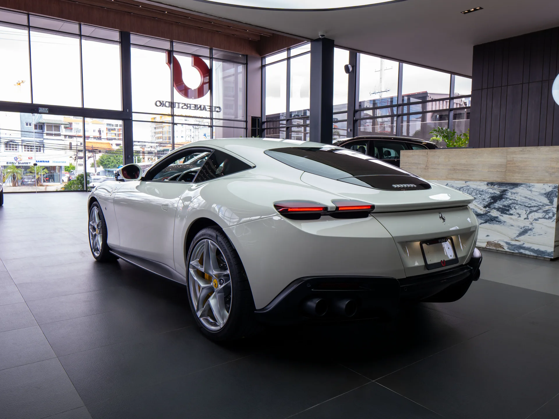Ferrari Roma 2022
