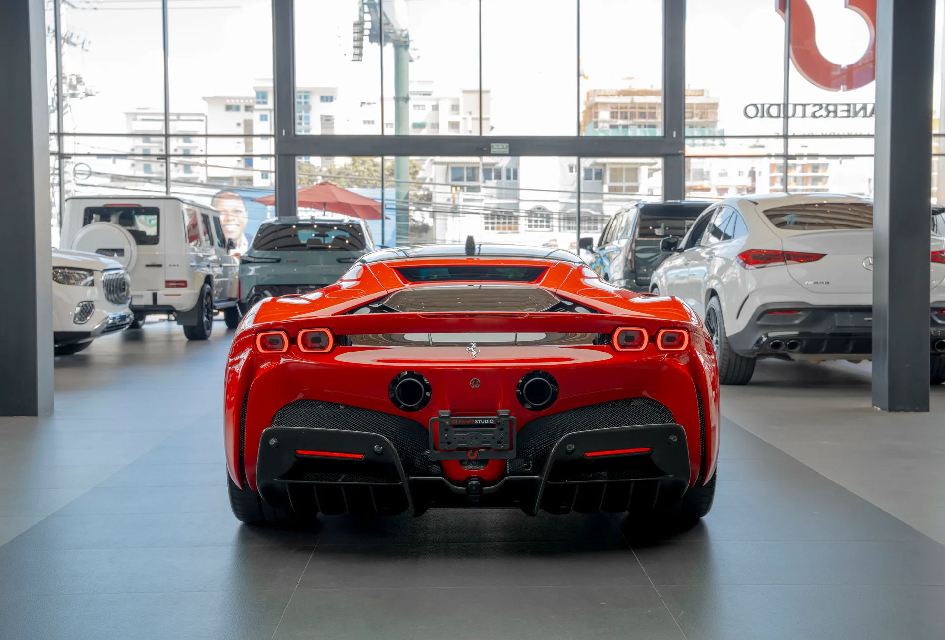 Ferrari SF90 Stradale 2023