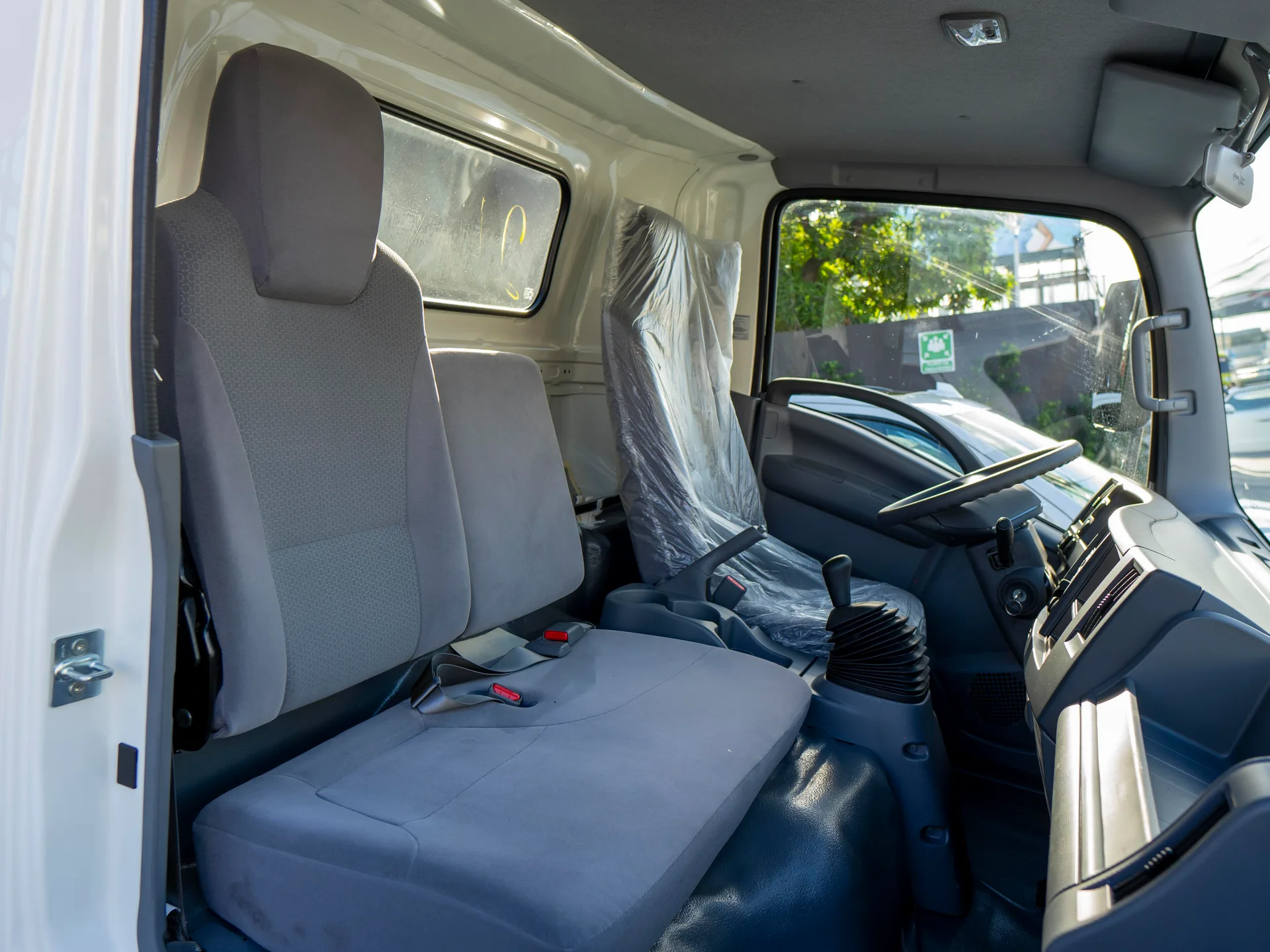 Isuzu Camion 2026