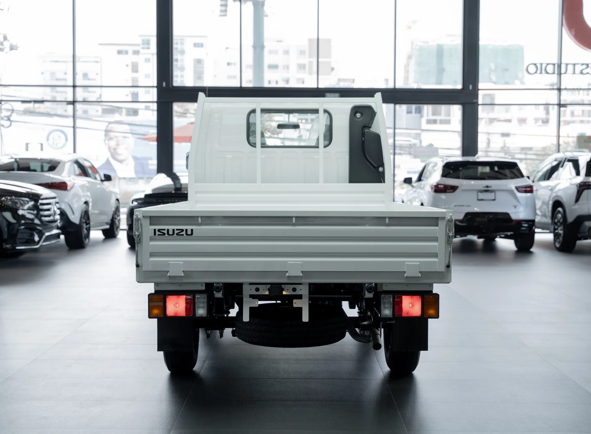 Isuzu Traviz 2027