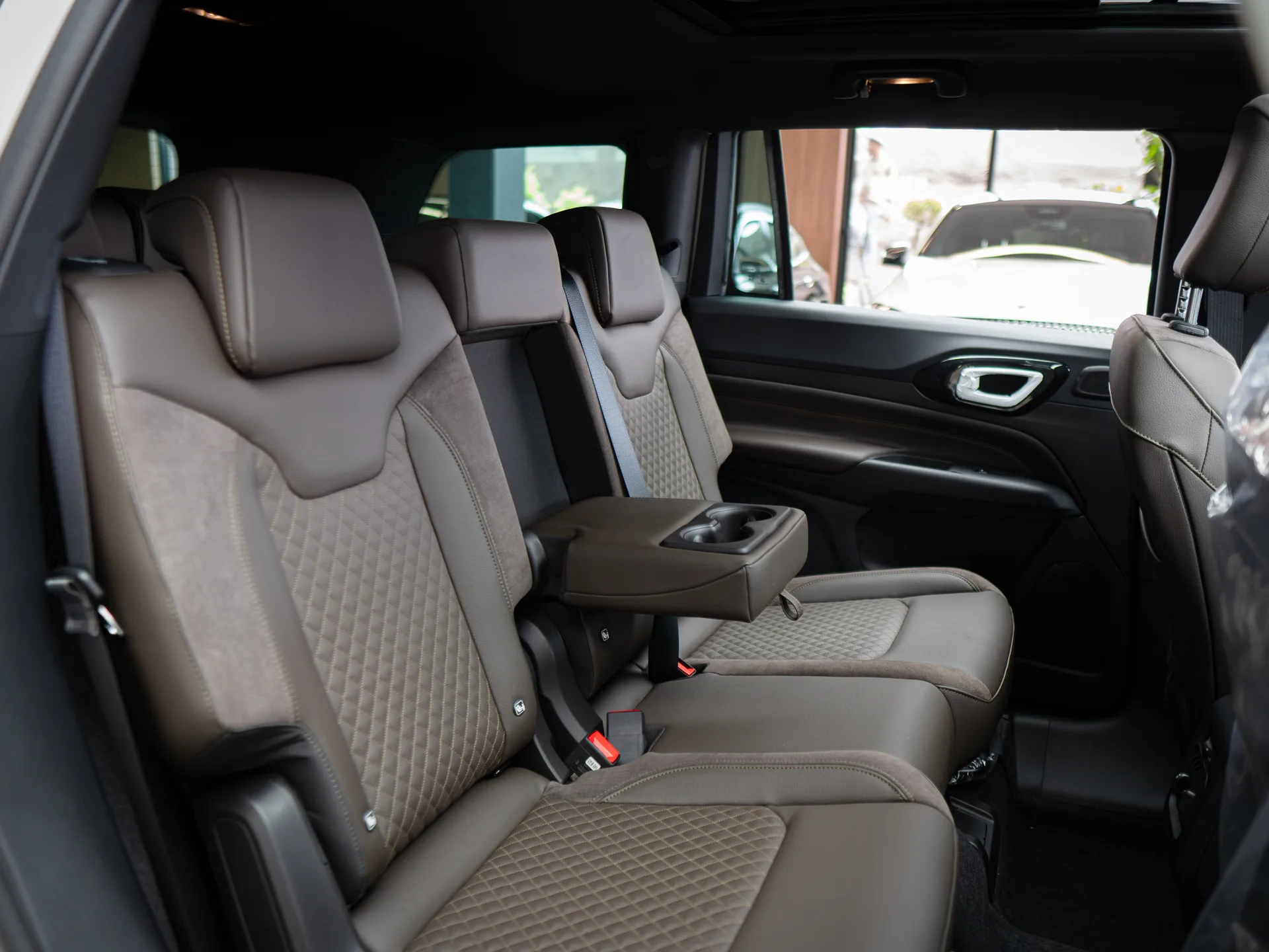 Jeep Commander 2024