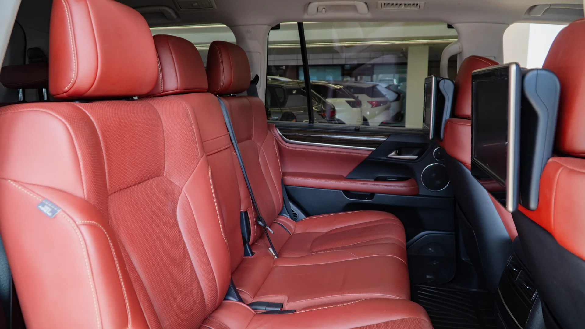 Lexus LX 2018