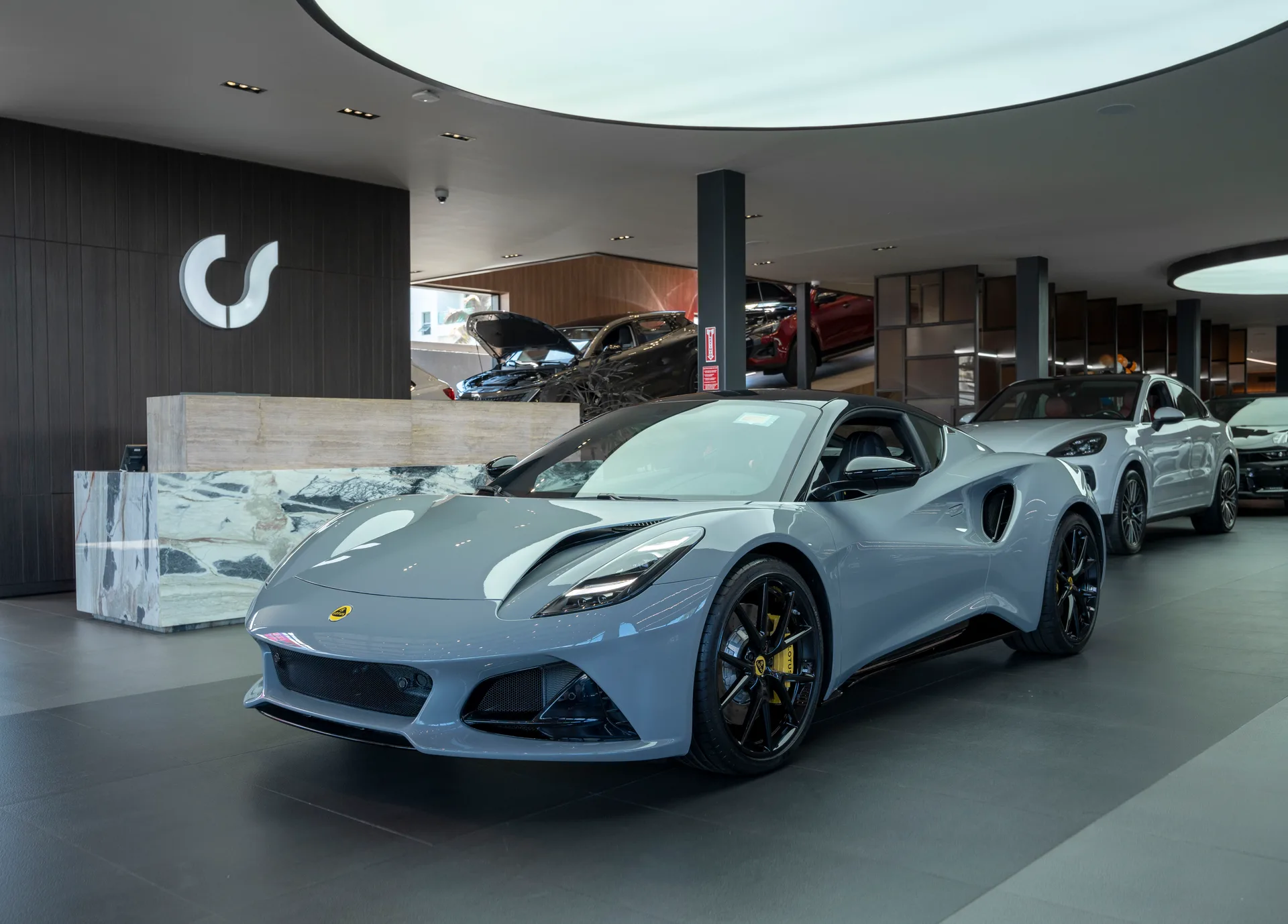 Lotus Emira 2025
