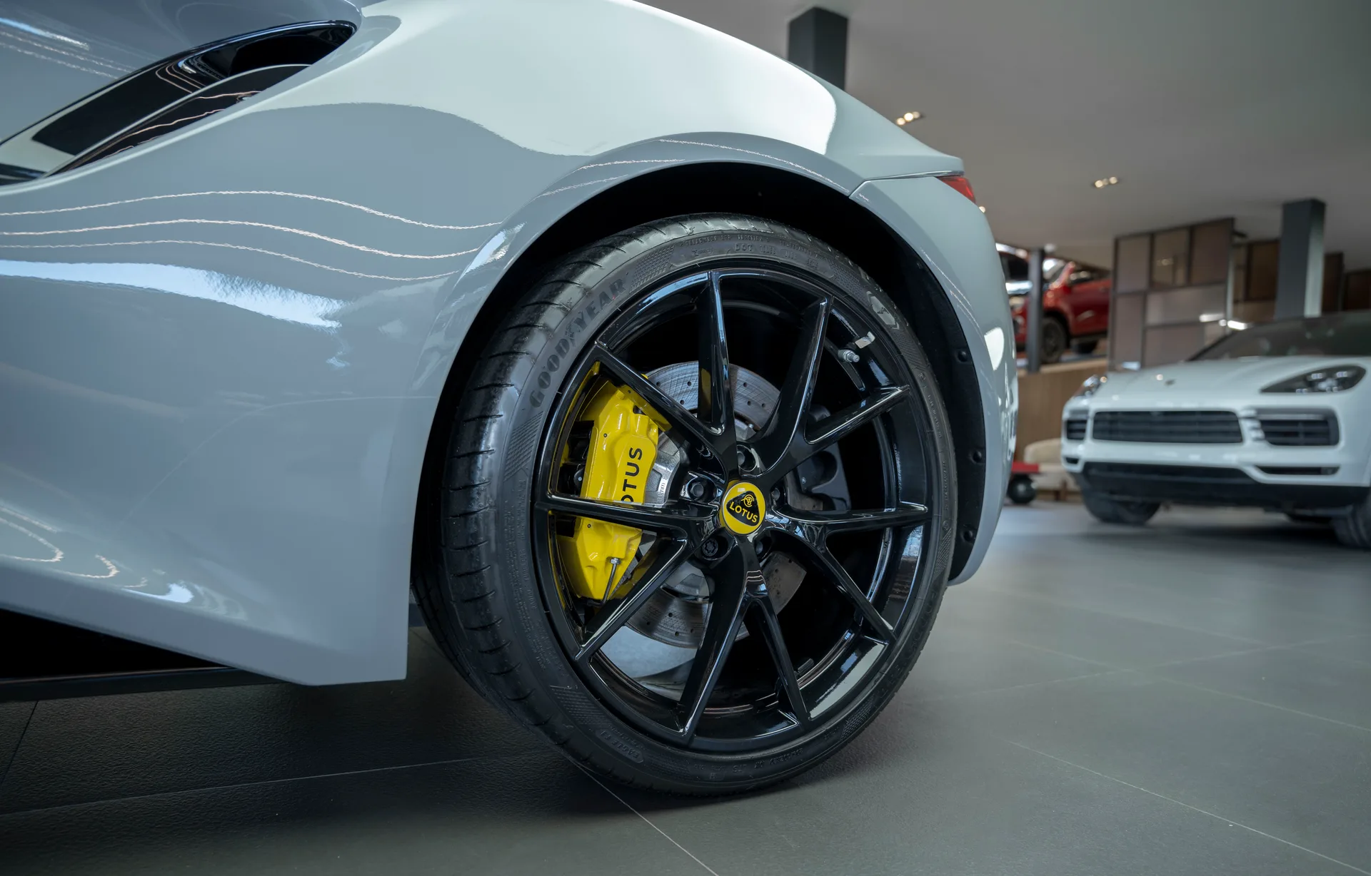 Lotus Emira 2025