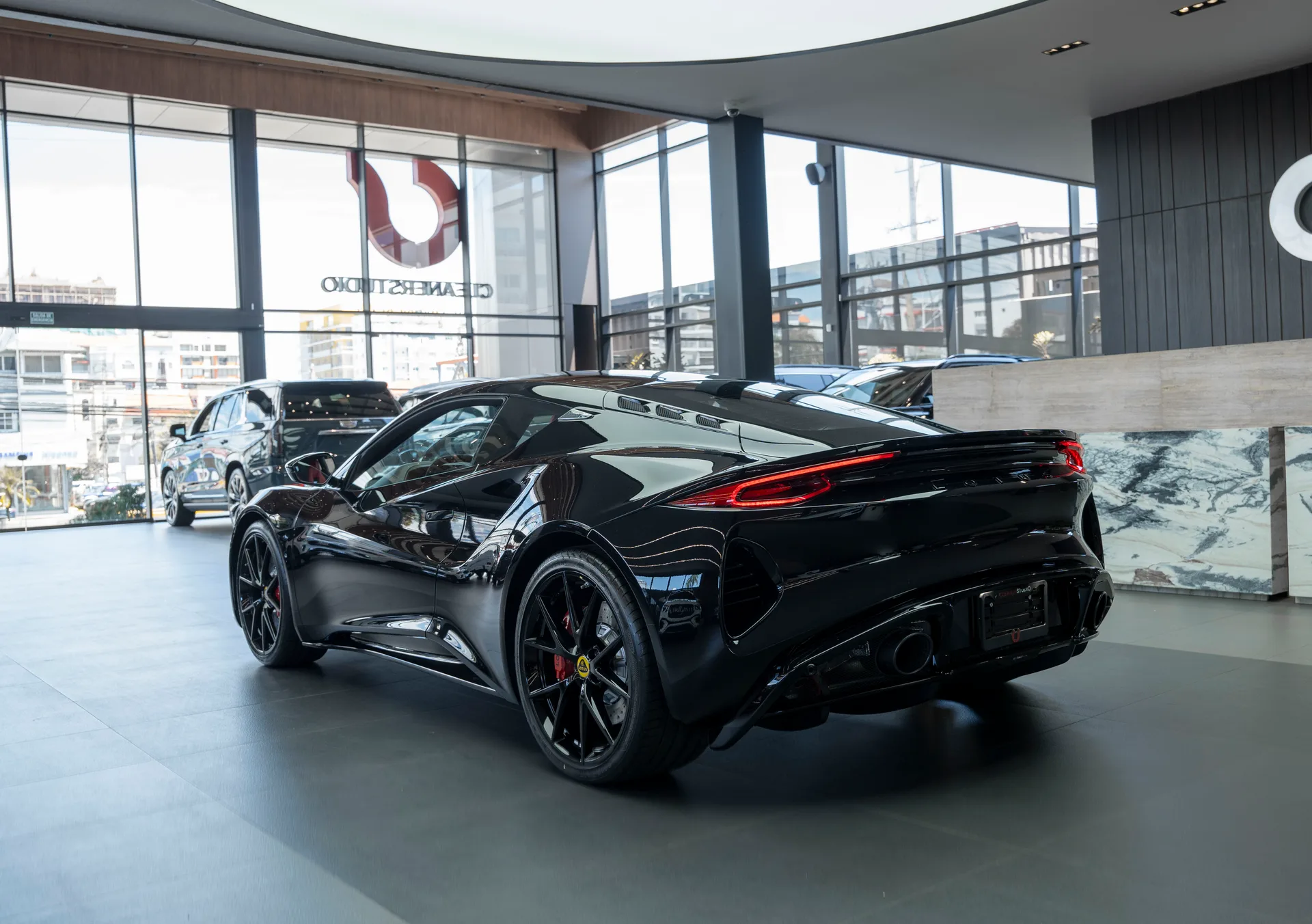 Lotus Emira 2025