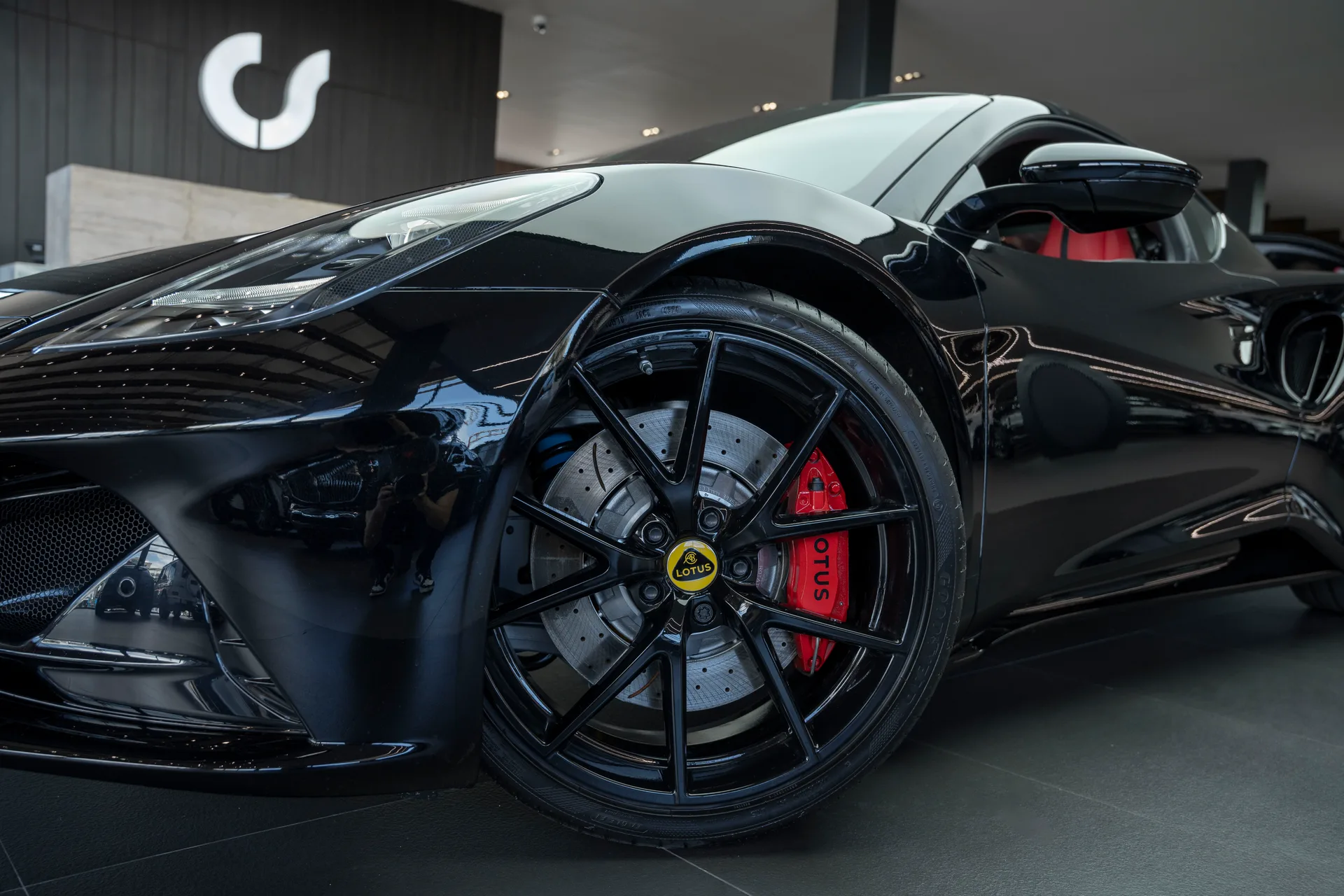 Lotus Emira 2025
