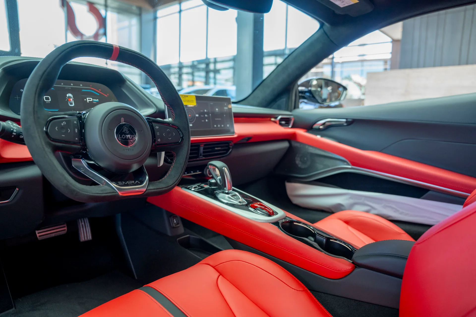 Lotus Emira 2025