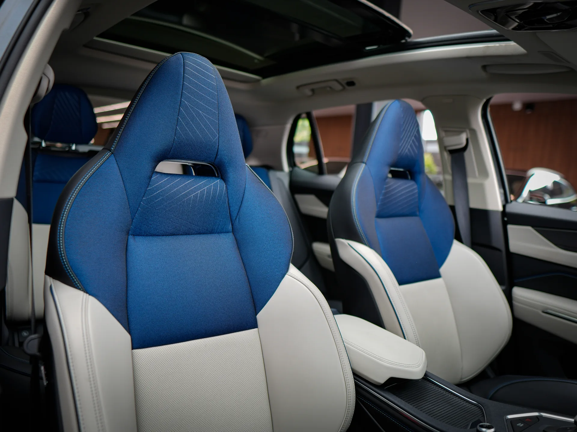 Lynk CO 01 2025