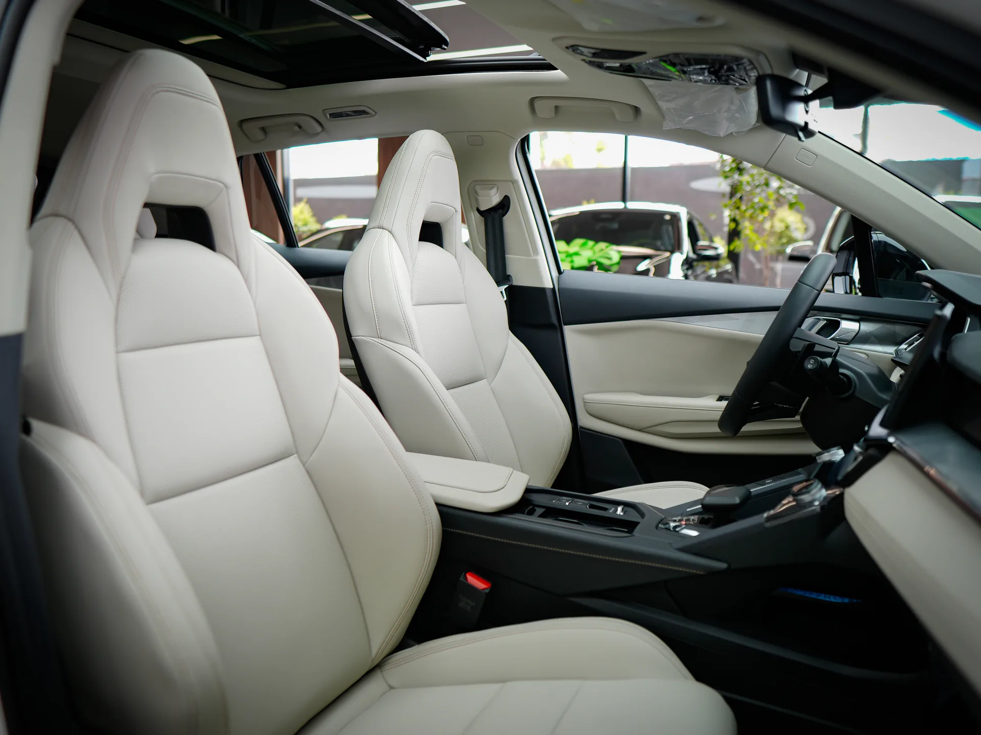 Lynk CO 06 2025