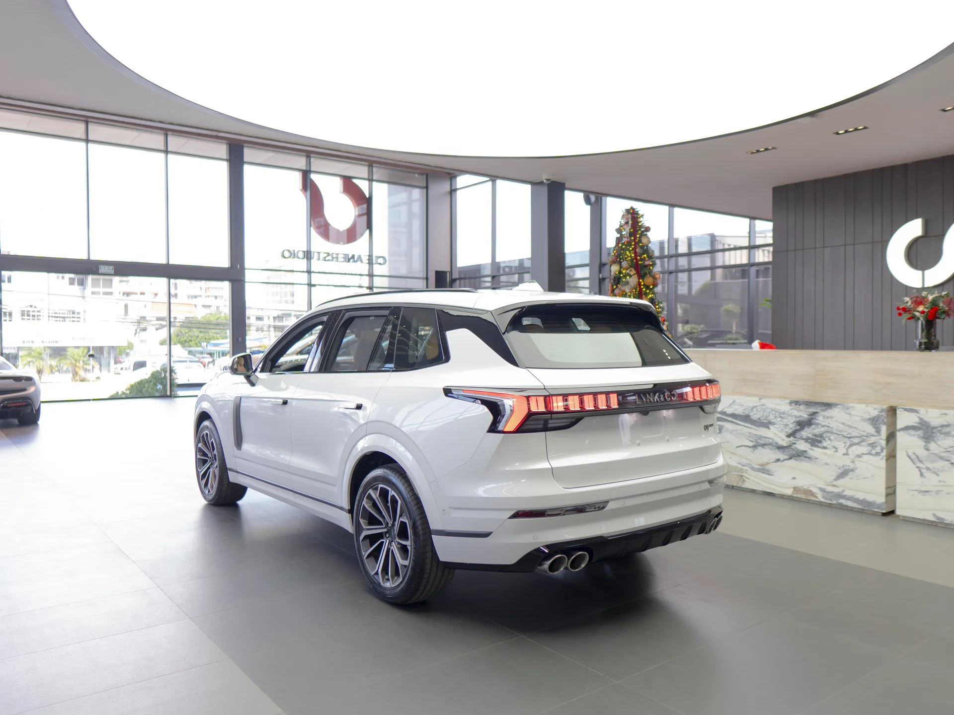 Lynk CO 09 2026