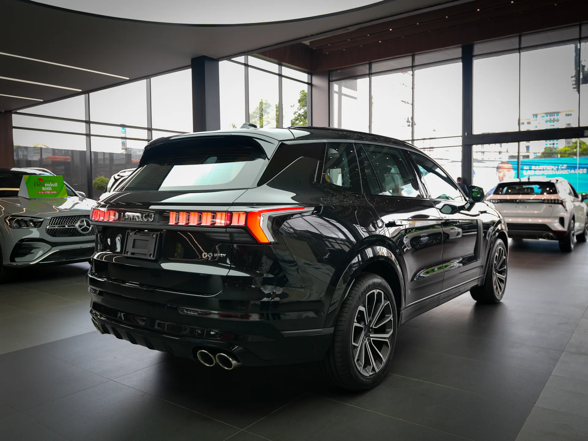 Lynk CO 09 2026