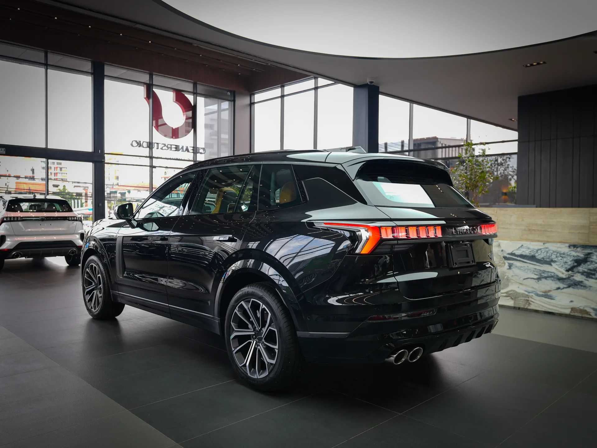 Lynk CO 09 2026