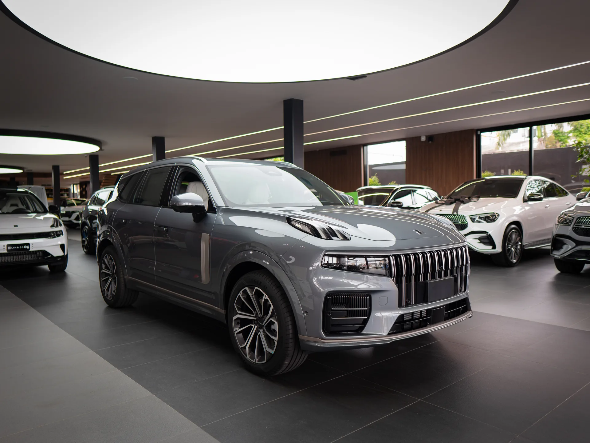 Lynk CO 09 2025