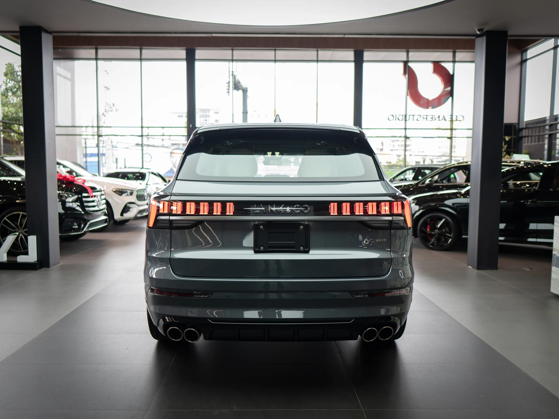 Lynk CO 09 2025