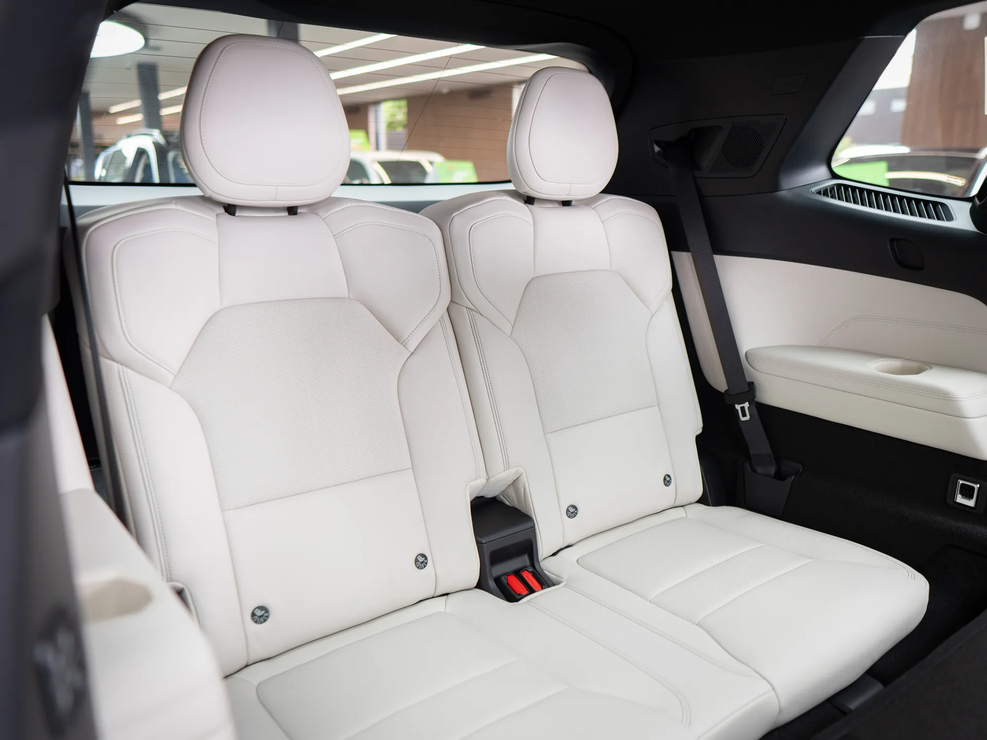 Lynk CO 09 2025