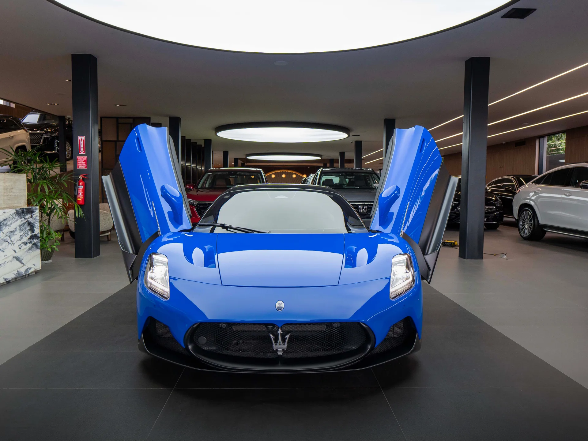 Maserati MC20 2023