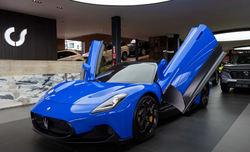 Maserati MC20 2023