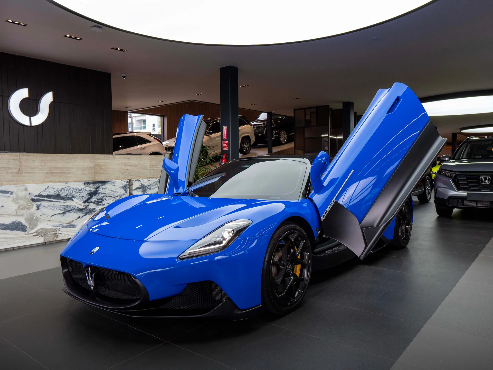 Maserati MC20 2023