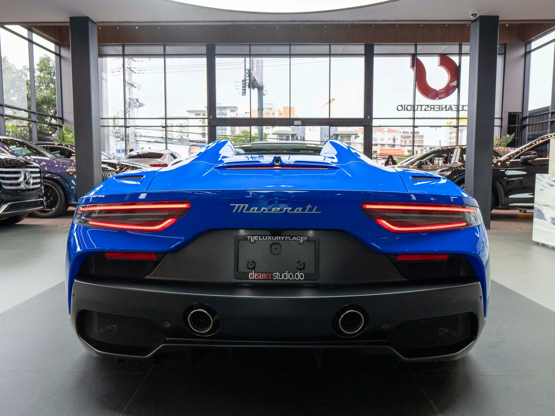 Maserati MC20 2023