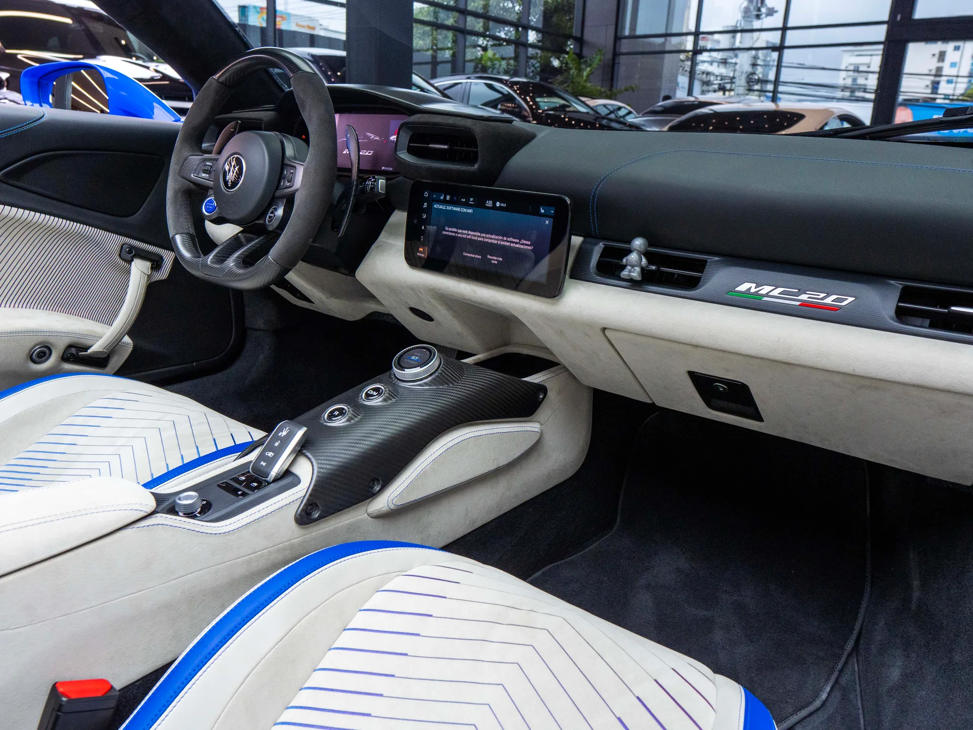 Maserati MC20 2023