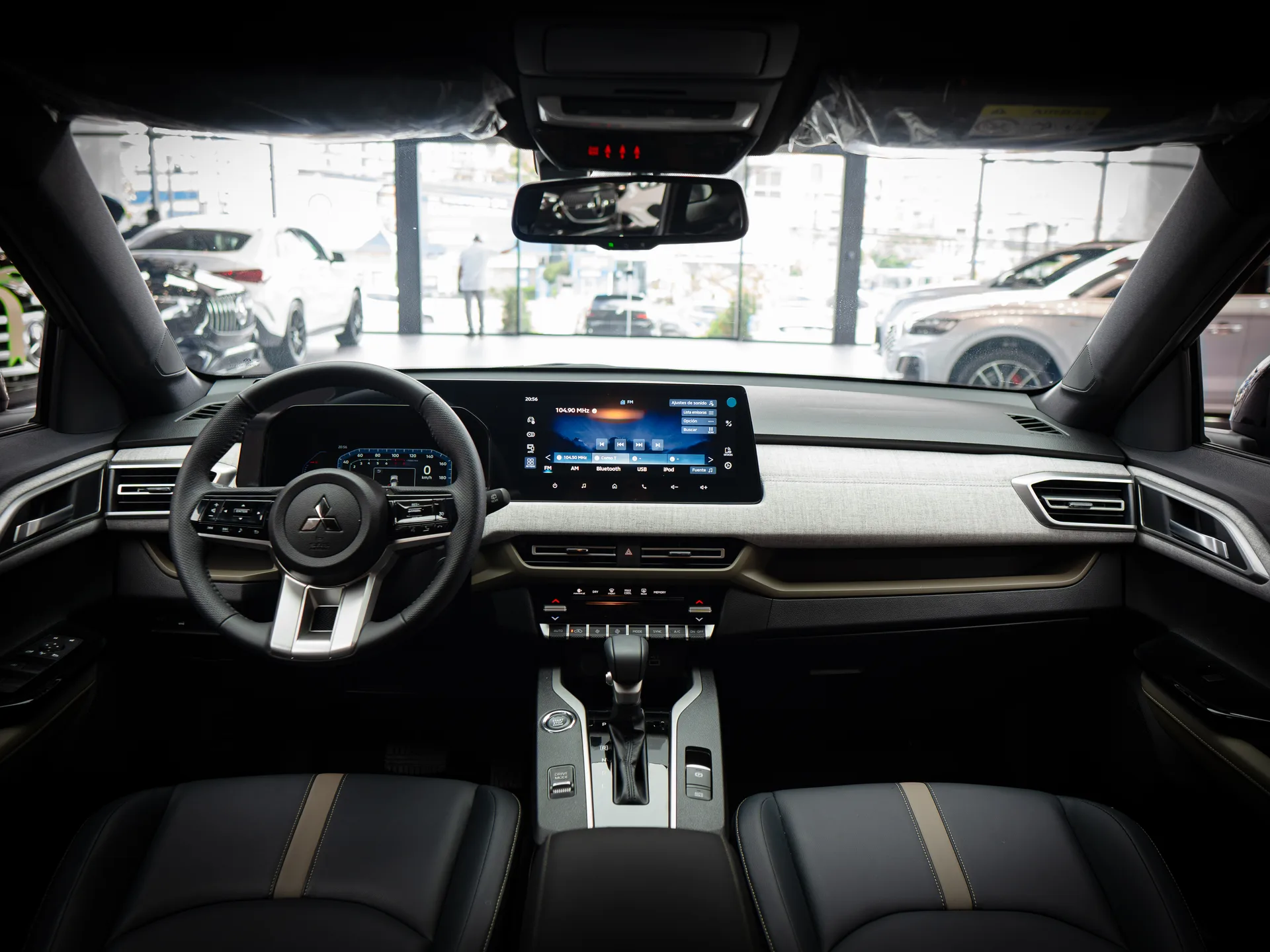 Mitsubishi Motors Outlander 2026