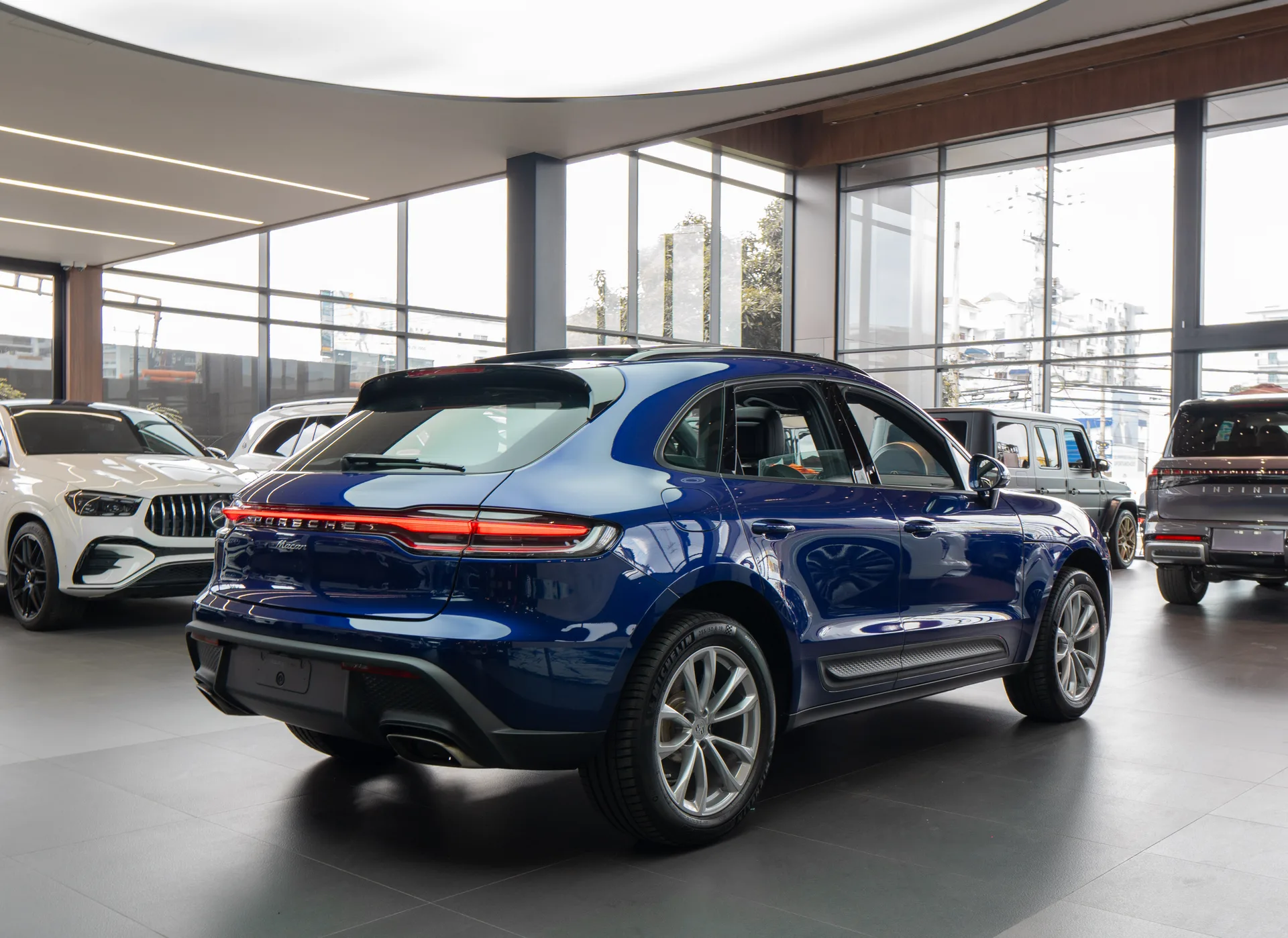 Porsche Macan 2025