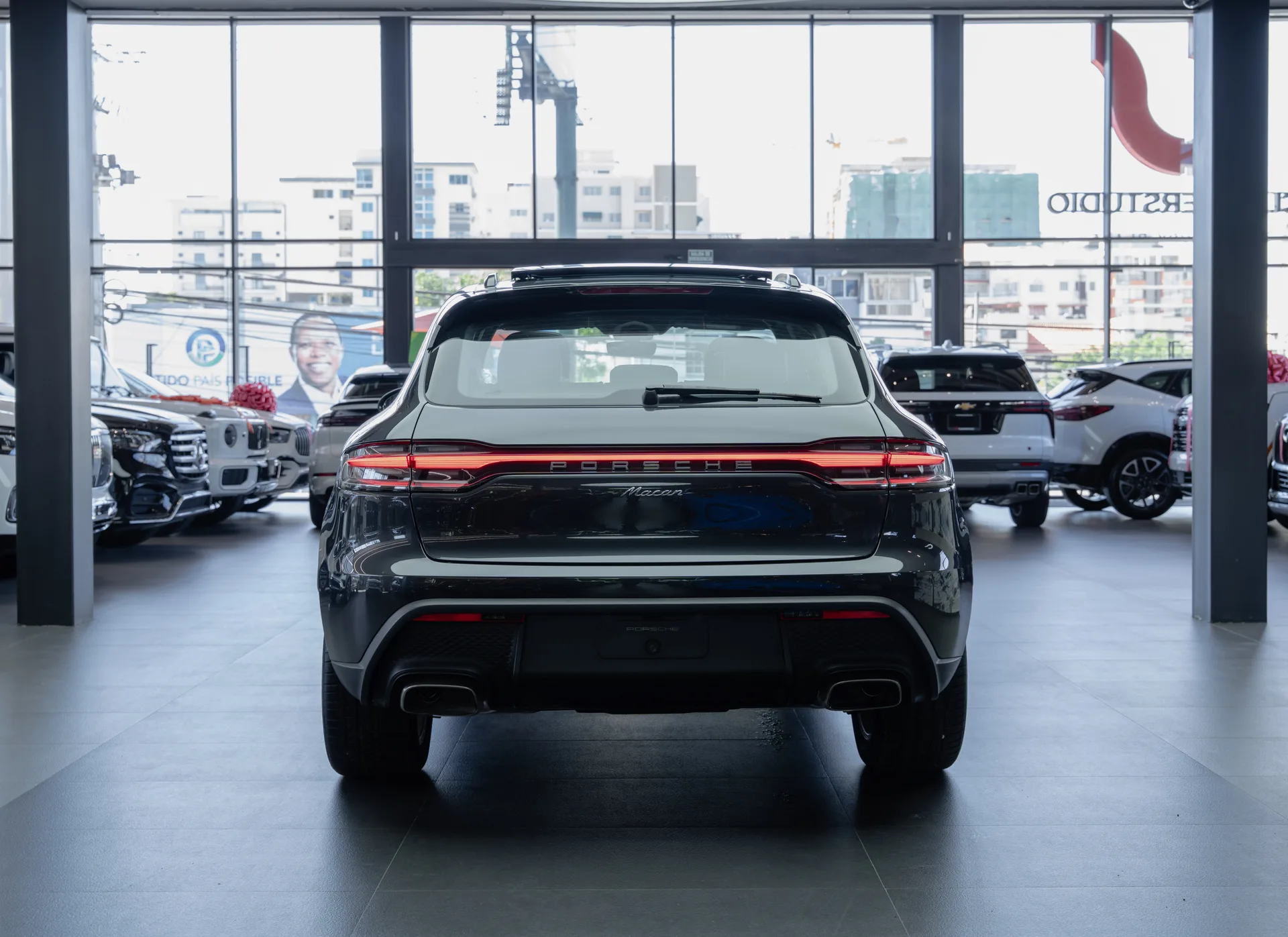 Porsche Macan 2025