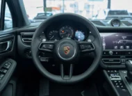 Porsche Macan 2025