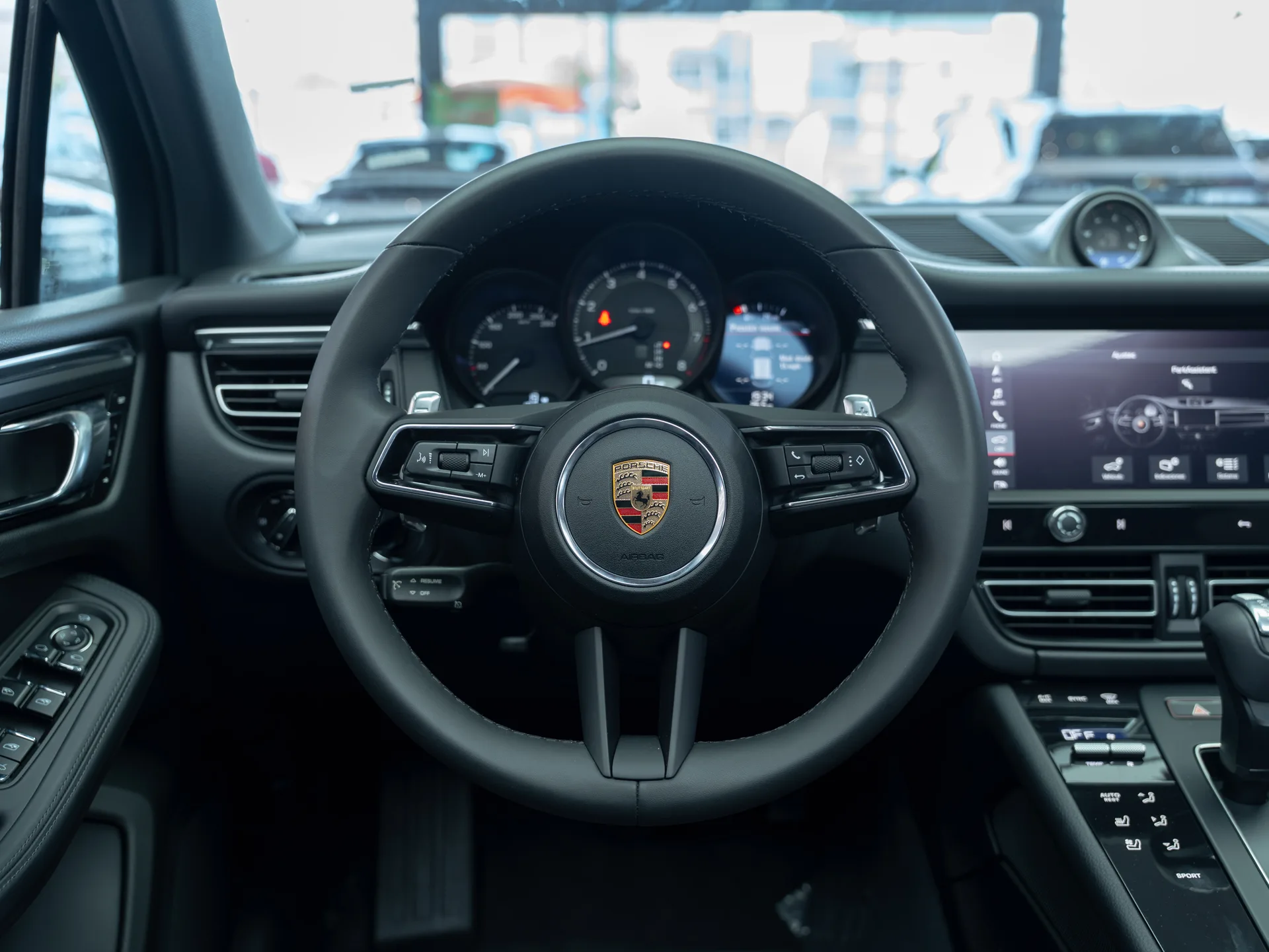 Porsche Macan 2025