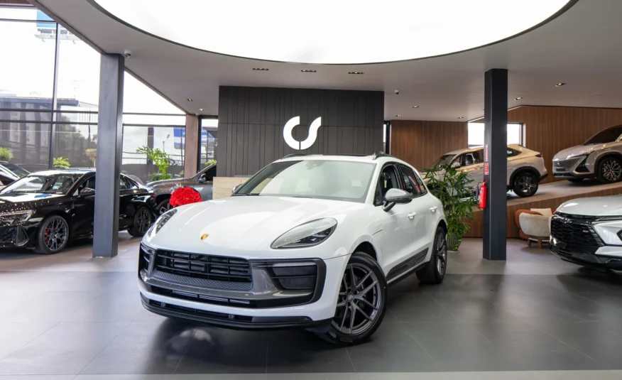Porsche Macan 2025