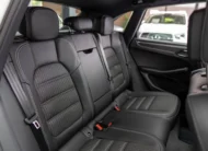 Porsche Macan 2025