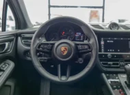 Porsche Macan 2025